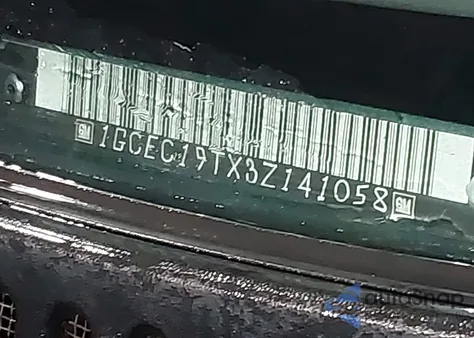 2003 Chevrolet Silverado 1500 Ls z USA, uszkodzony, nr VIN 1GCEC19TX3Z141058